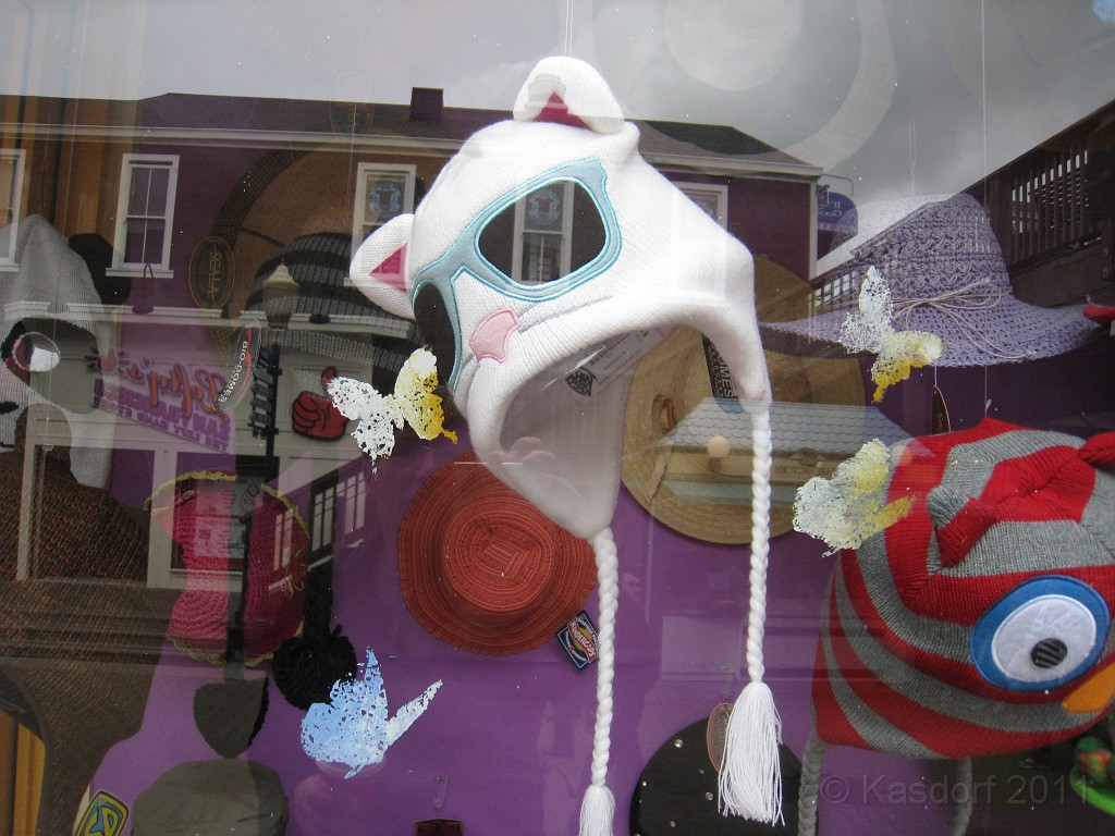 2011 Bay 2 Breakers Saturday 0265.JPG - I was able to participate in the 2011, 100th anniversary of the San Francisco Bay to Breakers 12K race. A great weekend for sight seeing and racing.